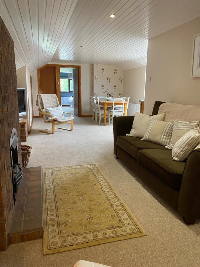Barnescroft Hotell Kilkeel Exteriör bild