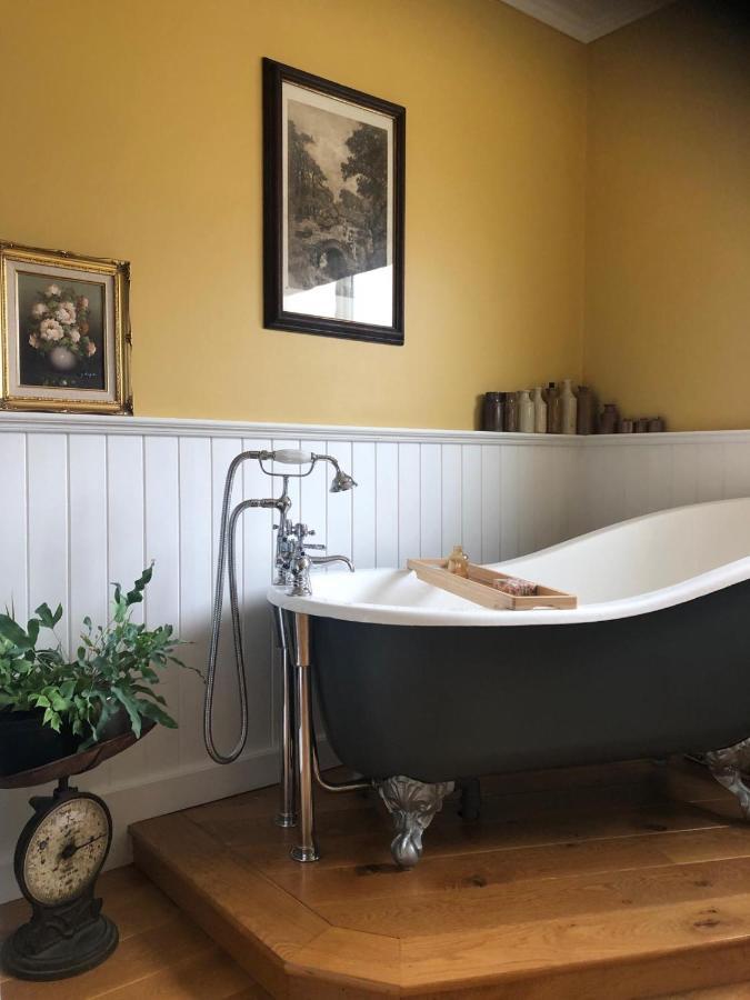 Barnescroft Hotell Kilkeel Exteriör bild